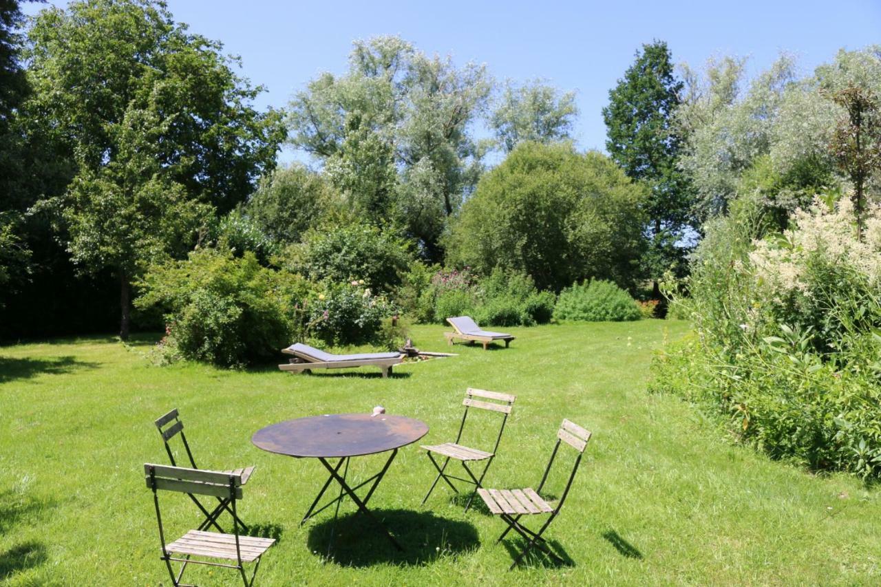 Le Bourgis Bed & Breakfast La Chapelle-Montligeon ภายนอก รูปภาพ